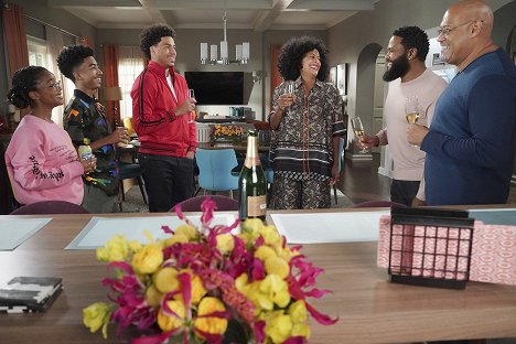 Marsai Martin, Miles Brown, Marcus Scribner, Tracee Ellis Ross, Anthony Anderson, Laurence Fishburne