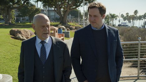Gerald McRaney, Peter Cambor - NCIS: Los Angeles - All the Little Things - Photos
