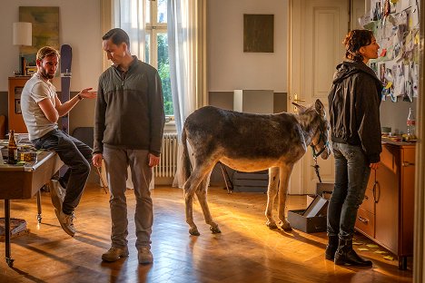 Jochen Matschke, Hendrik Heutmann, Agnes Decker - Einsatz in den Alpen - Der Armbrustkiller - Filmfotos