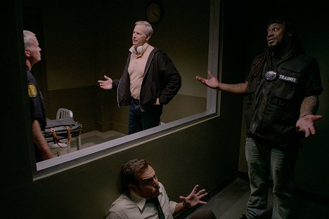 Will Arnett, Marshawn Lynch - Murderville - Triplet Homicide - Kuvat elokuvasta