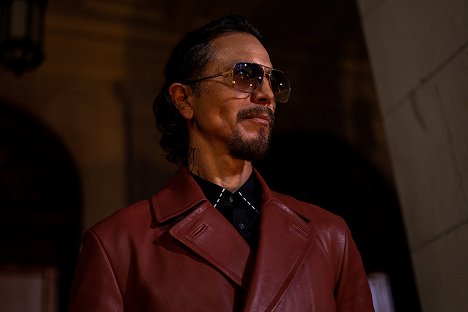 Benjamin Bratt - DMZ - Advent - Photos