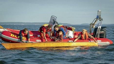 Bernhard Piesk, Tina Amon Amonsen, Tanja Wedhorn - A tengerparti doktor - Schwesterherz - Filmfotók