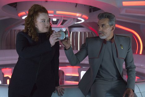 Mary Wiseman, Oded Fehr - Star Trek: Discovery - Coming Home - Photos
