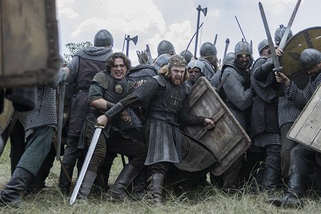 Harry Gilby, Timothy Innes - The Last Kingdom - Episode 10 - Photos
