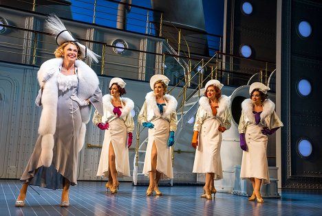 Sutton Foster - Anything Goes - Photos