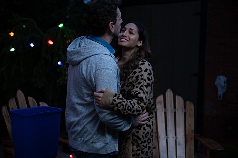 Aaron Abrams, Meaghan Rath - Children Ruin Everything - Space - Filmfotók