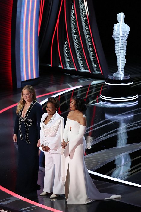 Amy Schumer, Wanda Sykes, Regina Hall - 94th Annual Academy Awards - De la película