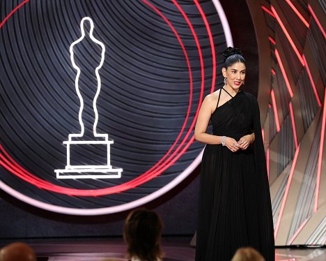 Stephanie Beatriz - 94th Annual Academy Awards - De filmes
