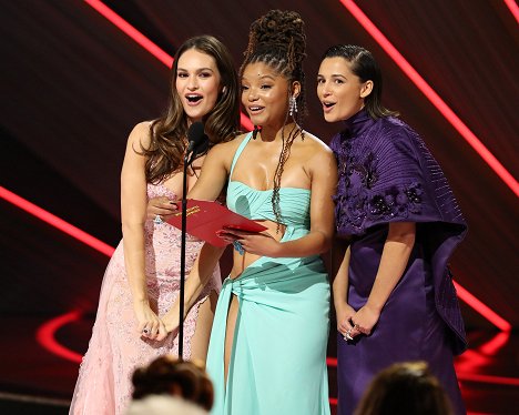Lily James, Halle Bailey, Naomi Scott - 94th Annual Academy Awards - Photos