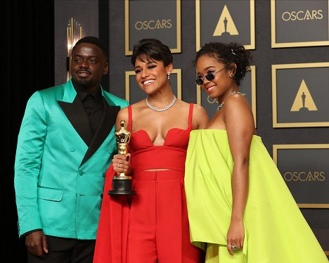 Daniel Kaluuya, Ariana DeBose, H.E.R. - 94th Annual Academy Awards - Promoción