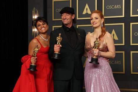 Ariana DeBose, Troy Kotsur, Jessica Chastain - Oscar 2022 - Die Academy Awards - Live aus L.A. - Werbefoto