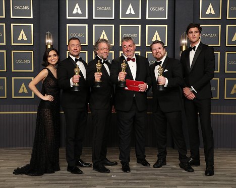 Rachel Zegler, Brian Connor, Paul Lambert, Gerd Nefzer, Tristan Myles, Jacob Elordi - 94th Annual Academy Awards - Promoción