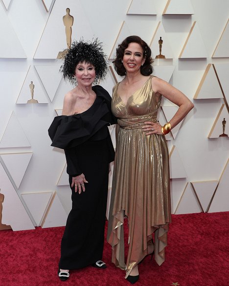 Red Carpet - Rita Moreno - Oscar 2022 - Die Academy Awards - Live aus L.A. - Veranstaltungen