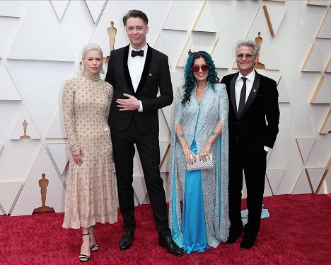 Red Carpet - Theo Green, Mark A. Mangini - 94th Annual Academy Awards - Evenementen