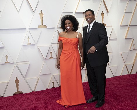 Red Carpet - Pauletta Washington, Denzel Washington - Oscar 2022 - Z akcií