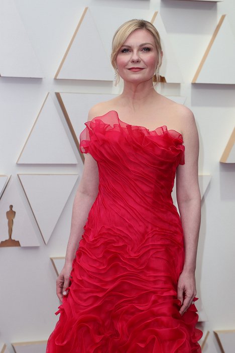 Red Carpet - Kirsten Dunst - 94th Annual Academy Awards - De eventos