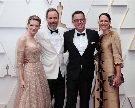 Red Carpet - Tanya Lapointe, Denis Villeneuve, Greig Fraser - 94th Annual Academy Awards - Événements