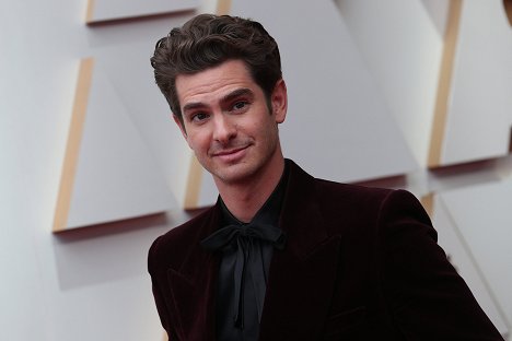 Red Carpet - Andrew Garfield - 94th Annual Academy Awards - Events