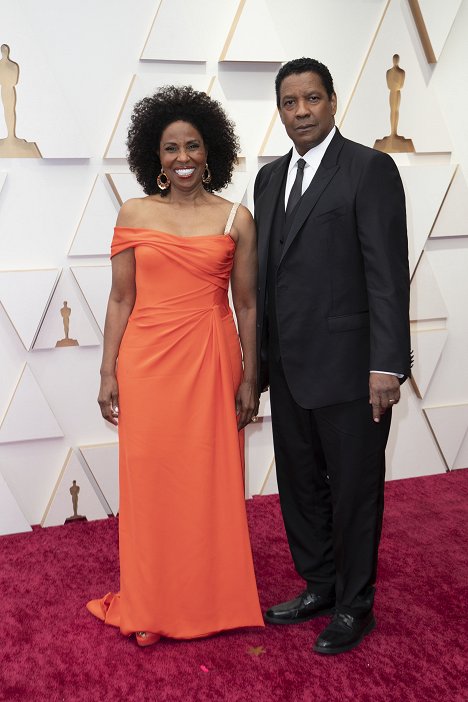 Red Carpet - Pauletta Washington, Denzel Washington - 94th Annual Academy Awards - Z imprez