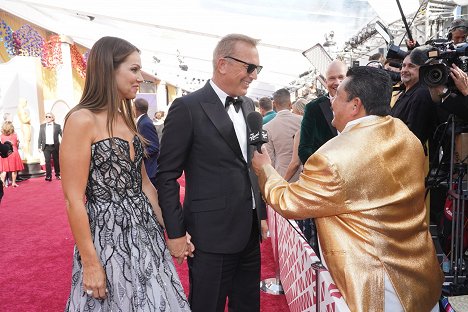 Red Carpet - Kevin Costner - 94th Annual Academy Awards - Z imprez