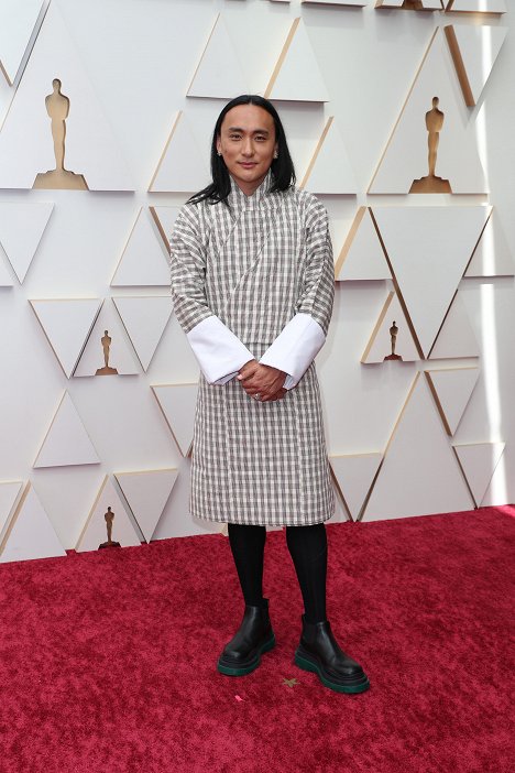 Red Carpet - Pawo Choyning Dorji - 94th Annual Academy Awards - Z imprez