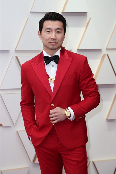 Red Carpet - Simu Liu - 94th Annual Academy Awards - De eventos