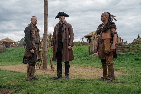 John Bell, Sam Heughan - Outlander - Hour of the Wolf - Photos