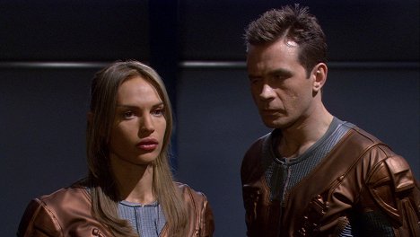 Jolene Blalock, Connor Trinneer - Star Trek: Enterprise - V zemi za zrcadlem, část 2. - Z filmu