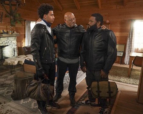 Marcus Scribner, Laurence Fishburne, Anthony Anderson - Czarno to widzę - If a Black Man Cries in the Woods... - Z filmu