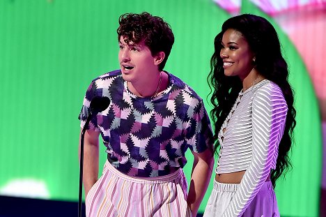 Charlie Puth, Gabrielle Union - Nickelodeon Kids' Choice Awards 2022 - Kuvat elokuvasta