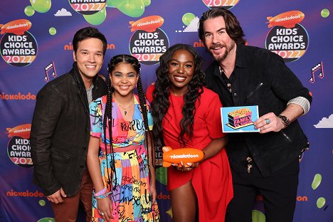 Nathan Kress, Jaidyn Triplett, Laci Mosley, Jerry Trainor - Nickelodeon Kids' Choice Awards 2022 - Z filmu