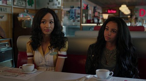 Erinn Westbrook, Vanessa Morgan - Riverdale - Chapter One Hundred and Three: The Town - Photos