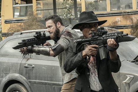 Ross Marquand, Seth Gilliam - The Walking Dead - Catastrophes naturelles - Film