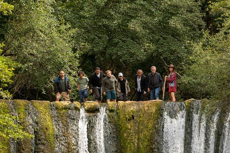 François-Xavier Demaison, Michaël Grégorio, Ramzy Bedia, Max Baissette de Malglaive, Pascal Demolon, Thierry Lhermitte, Marina Hands - Hommes au bord de la crise de nerfs - Kuvat elokuvasta