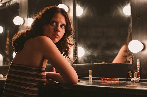 Mia Goth - X - De filmes