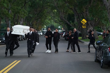 Anthony Anderson, Tracee Ellis Ross, Jenifer Lewis, Laurence Fishburne, Yara Shahidi, Marcus Scribner - Black-ish - Homegoing - Filmfotók