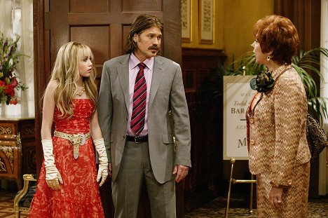 Miley Cyrus, Billy Ray Cyrus, Vicki Lawrence - Hannah Montana - Grandmas Don't Let Your Babies Grow Up to Play Favorites - De la película