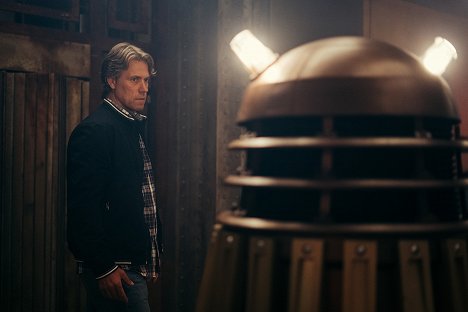 John Bishop - Doctor Who - Eve of the Daleks - Van film