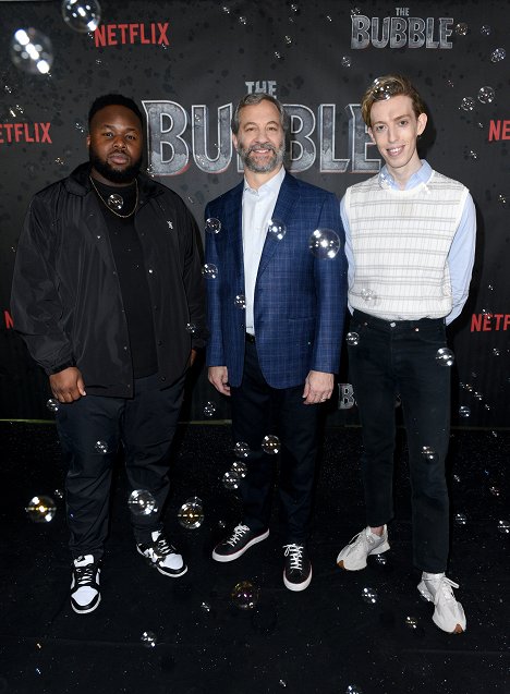 "The Bubble" Photo Call at Four Seasons Hotel Los Angeles at Beverly Hills on March 05, 2022 in Los Angeles, California - Samson Kayo, Judd Apatow, Harry Trevaldwyn - The Bubble - Evenementen