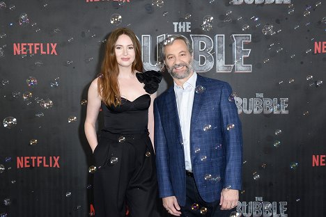 "The Bubble" Photo Call at Four Seasons Hotel Los Angeles at Beverly Hills on March 05, 2022 in Los Angeles, California - Karen Gillan, Judd Apatow - Bańka - Z imprez
