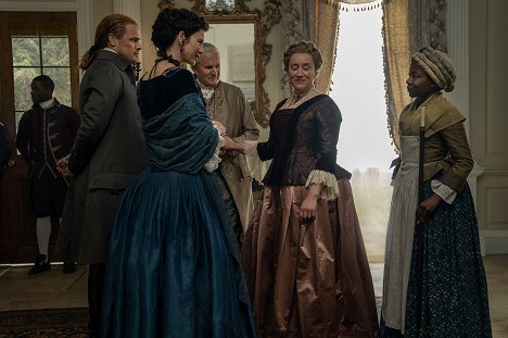 Sam Heughan, Caitríona Balfe, Maria Doyle Kennedy - Outlander - Die Highland-Saga - Freiheit ist ein hohes Gut - Filmfotos