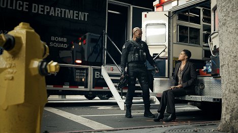 Shemar Moore, April Parker-Jones - SWAT - Különleges egység - Provenance - Filmfotók