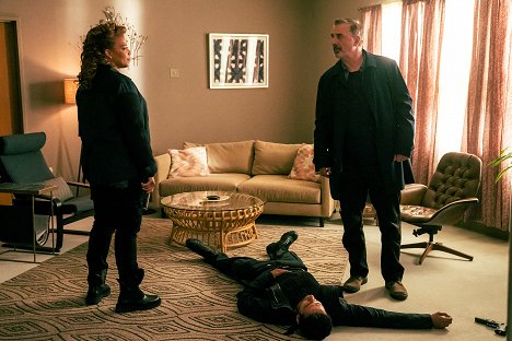 Queen Latifah, Chris Noth - The Equalizer - The Kingdom - Photos