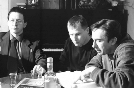 Jarosław Grządzielski, Marek Chowaniec, Wojciech Biedroń - Kobieta z papugą na ramieniu - Z filmu