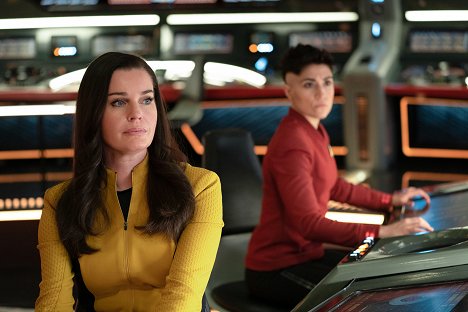 Rebecca Romijn - Star Trek: Strange New Worlds - Children of the Comet - Photos