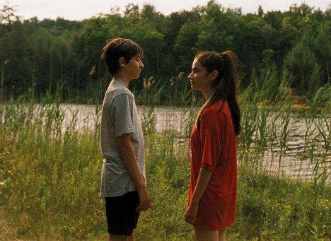 Joseph Engel, Sara Montpetit - Falcon Lake - Kuvat elokuvasta