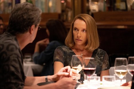 Toni Collette - The Staircase - Überleben - Filmfotos