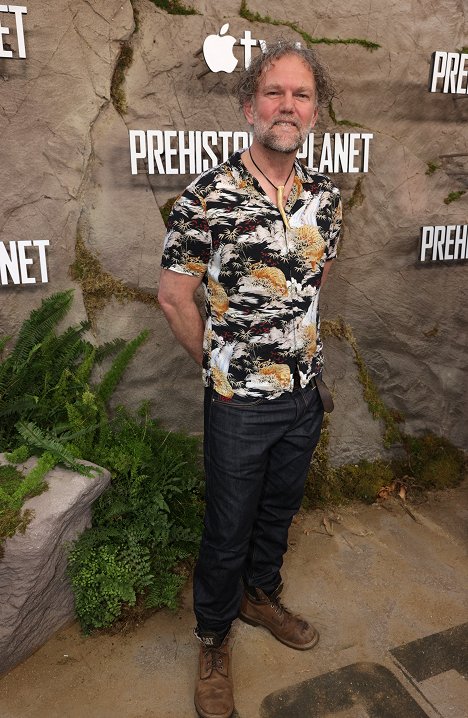 Apple’s “Prehistoric Planet” premiere screening at AMC Century City IMAX Theatre in Los Angeles, CA on May 15, 2022 - Tim Walker - Prehistoryczna planeta - Z imprez
