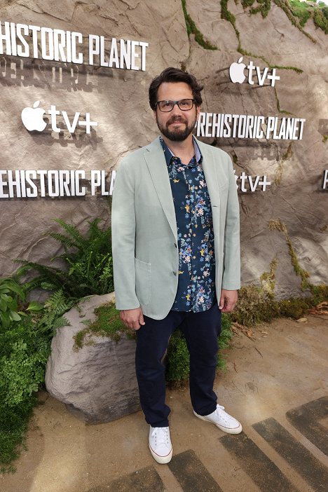 Apple’s “Prehistoric Planet” premiere screening at AMC Century City IMAX Theatre in Los Angeles, CA on May 15, 2022 - Adam Valdez - Ein Planet vor unserer Zeit - Veranstaltungen