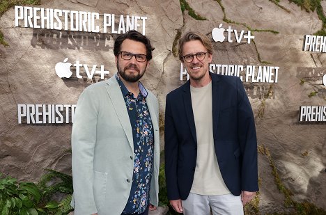 Apple’s “Prehistoric Planet” premiere screening at AMC Century City IMAX Theatre in Los Angeles, CA on May 15, 2022 - Adam Valdez, Andrew R. Jones - Planète préhistorique - Événements